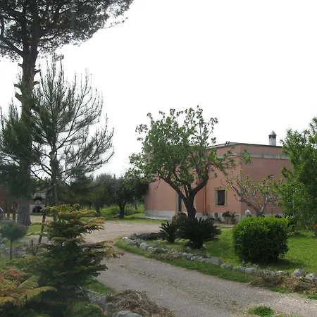 Rita Bed & Breakfast Campi Salentina